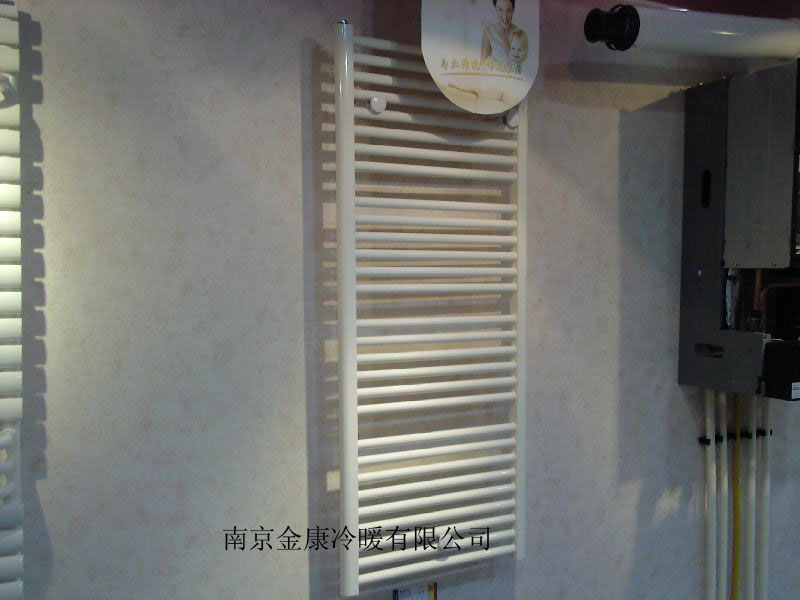 卫生间专用散热器（南京暖气_南京锅炉采暖_）